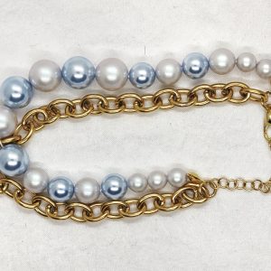 Bransoletka z perłami i łańcuchem